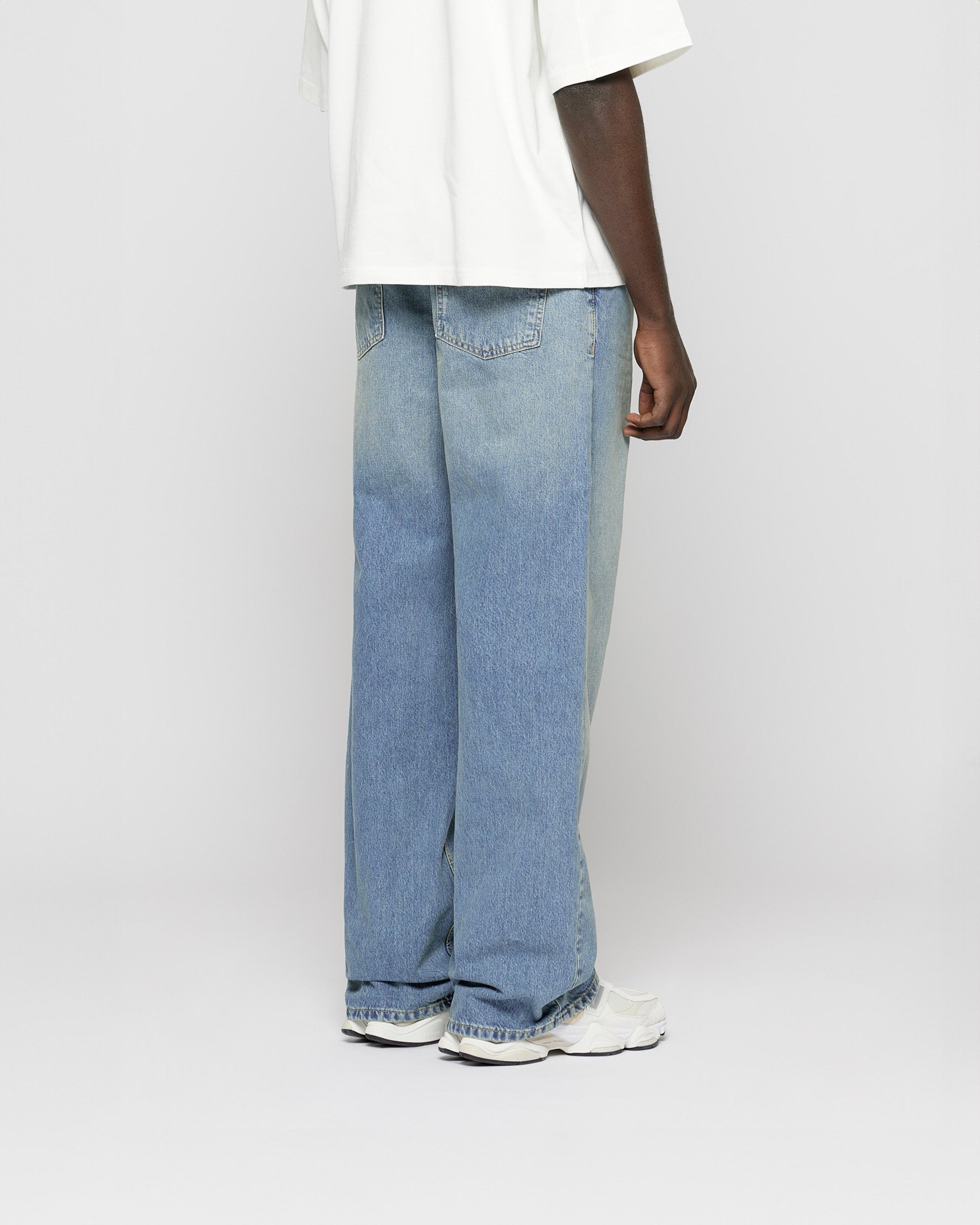 eightyfive-loose-denim-jeans-aqua-blue-100-baumwolle image 5