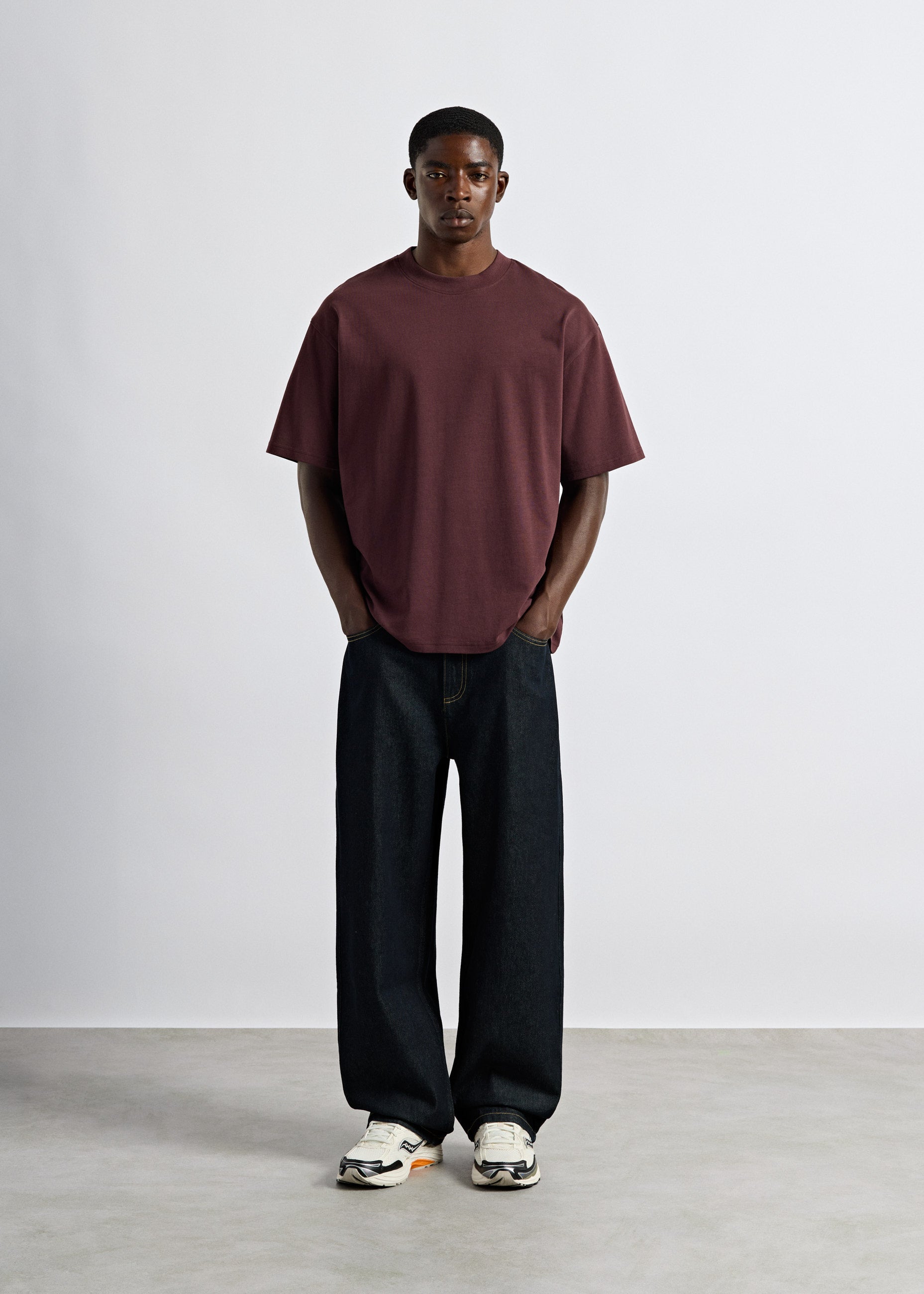 burocs-oversize-t-shirt-plum-240-gsm-b-stickerei image 4
