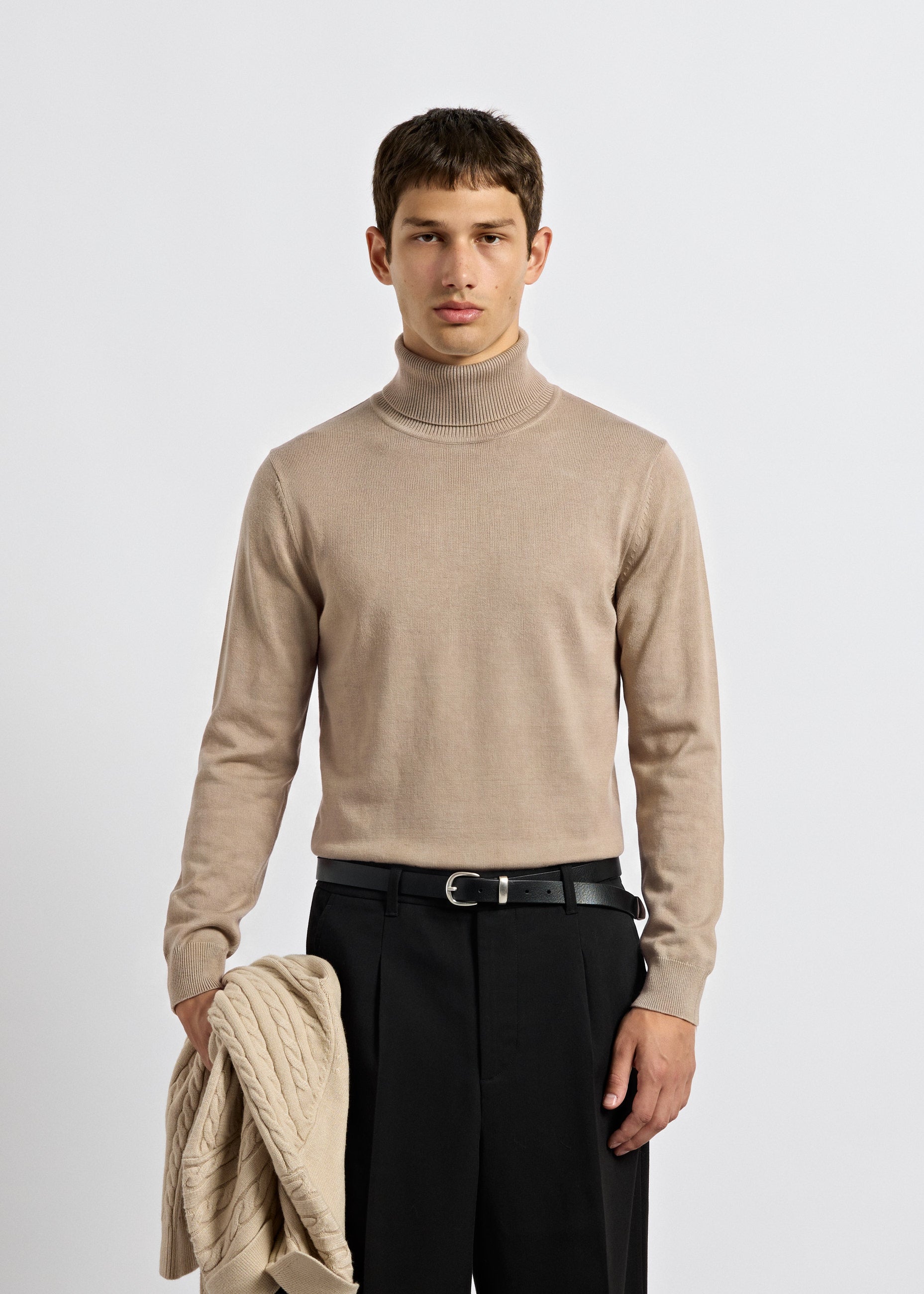 burocs-fine-knit-turtleneck-rollkragen-beige-regular image 3