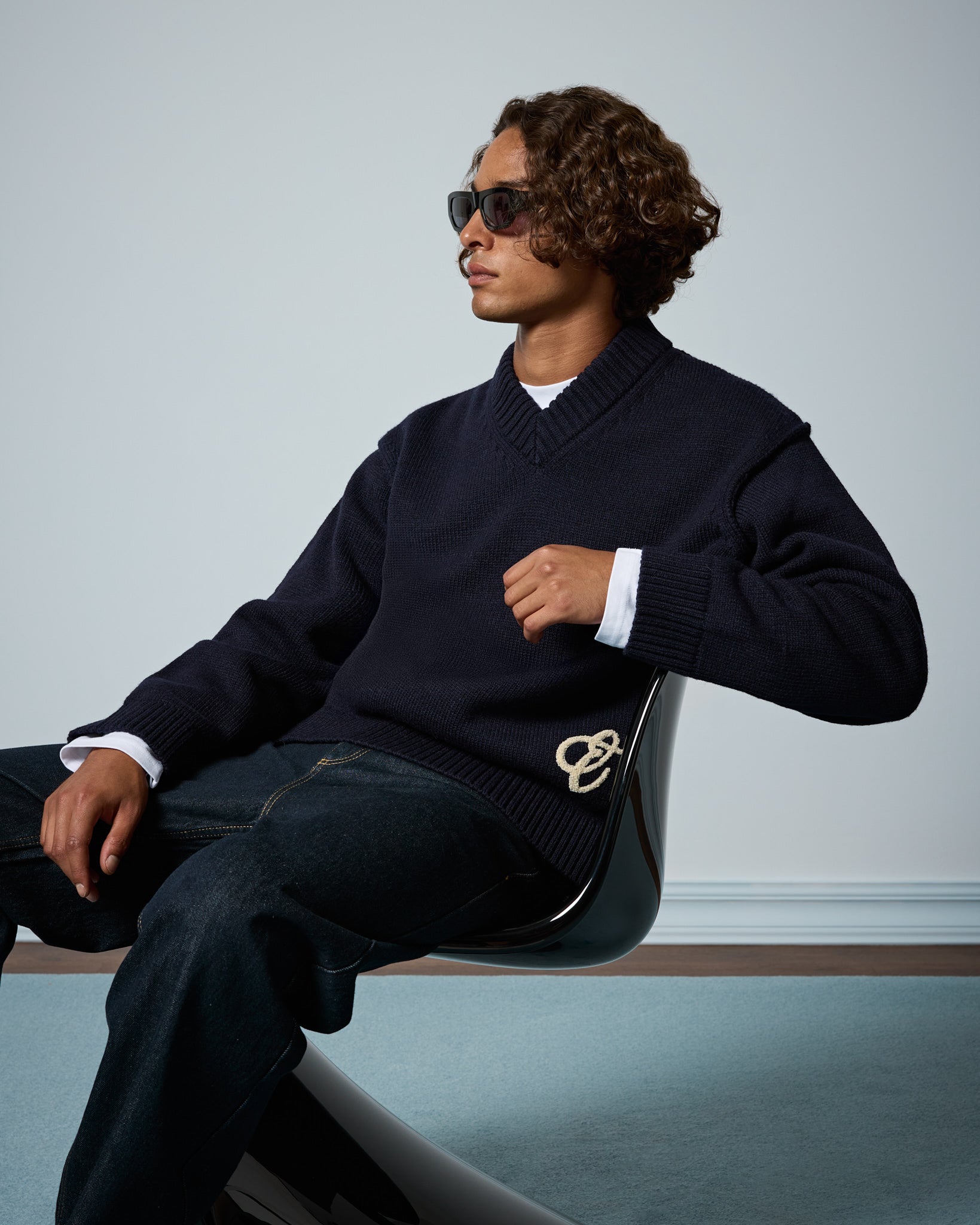 eightyfive-wool-blend-v-neck-pullover-navy-wolle image 6