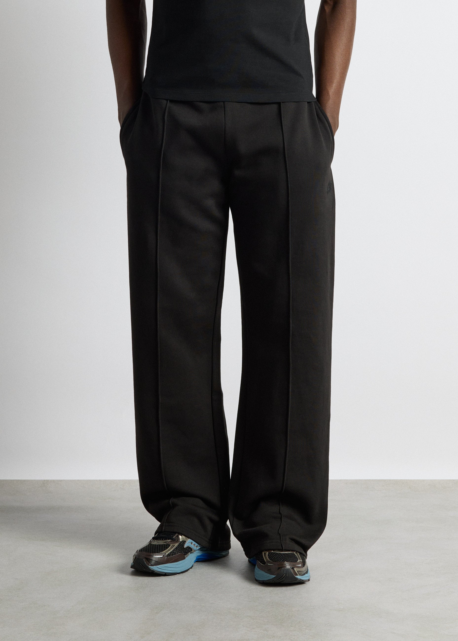 burocs-wide-leg-seam-sweat-pants-black-baumwolle image 3