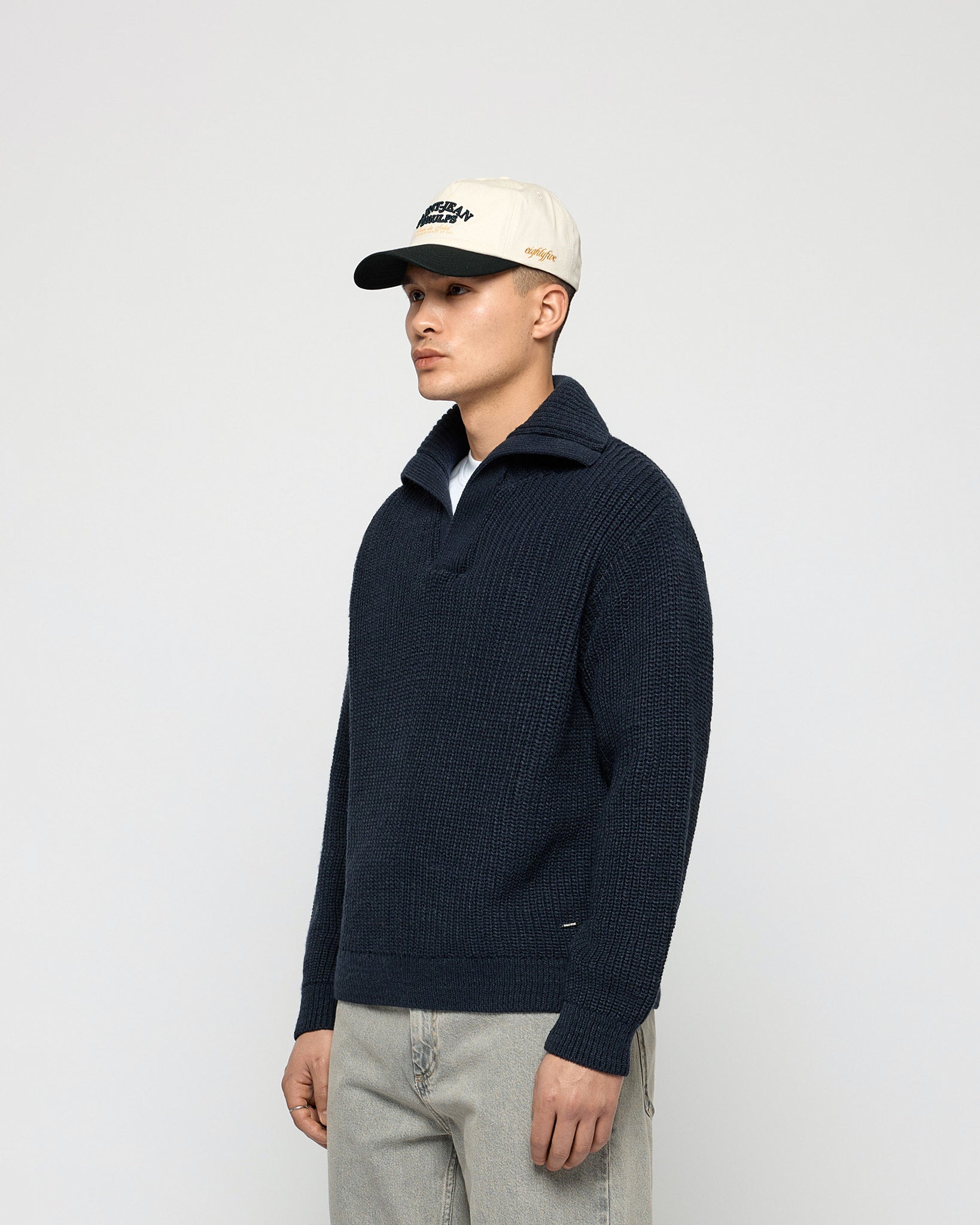 eightyfive-tops-knitted-polo-sweater-herren-navy-wolle image 4