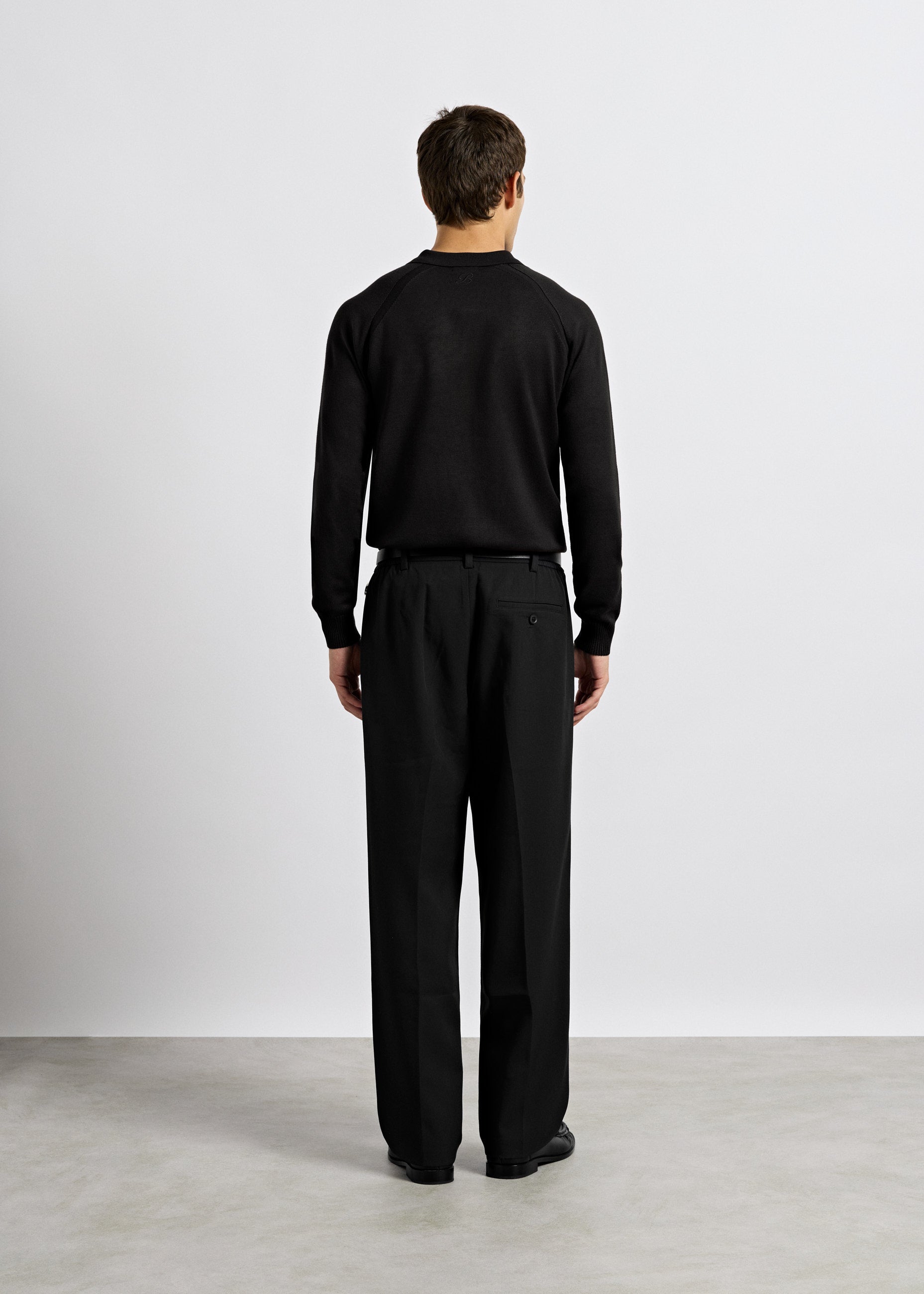 burocs-knitwear-fine-knit-polo-sweater-schwarz-feinstrick image 5