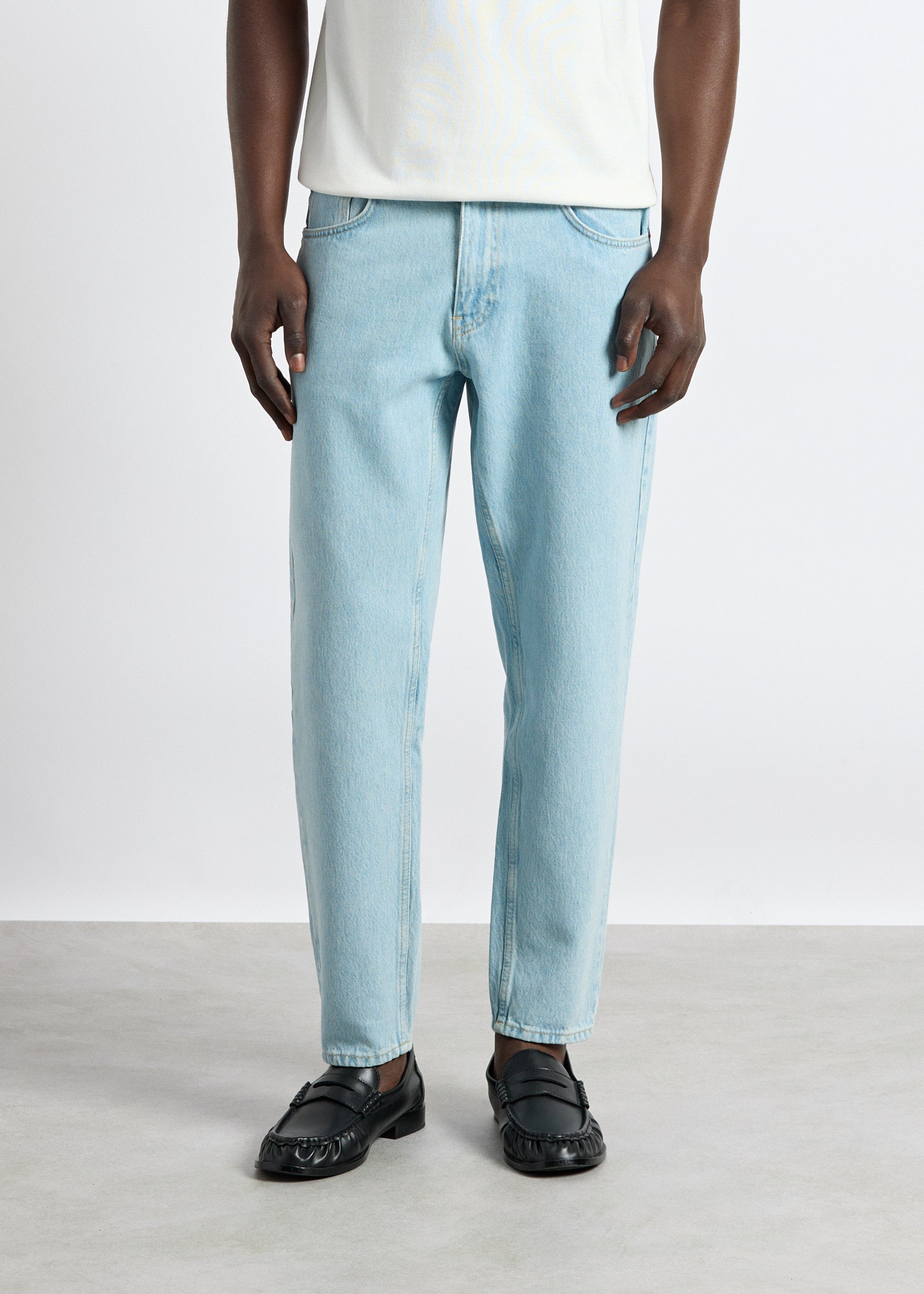 burocs-denim-matteo-tapered-jeans-90s-blue-w31-l32 image 4