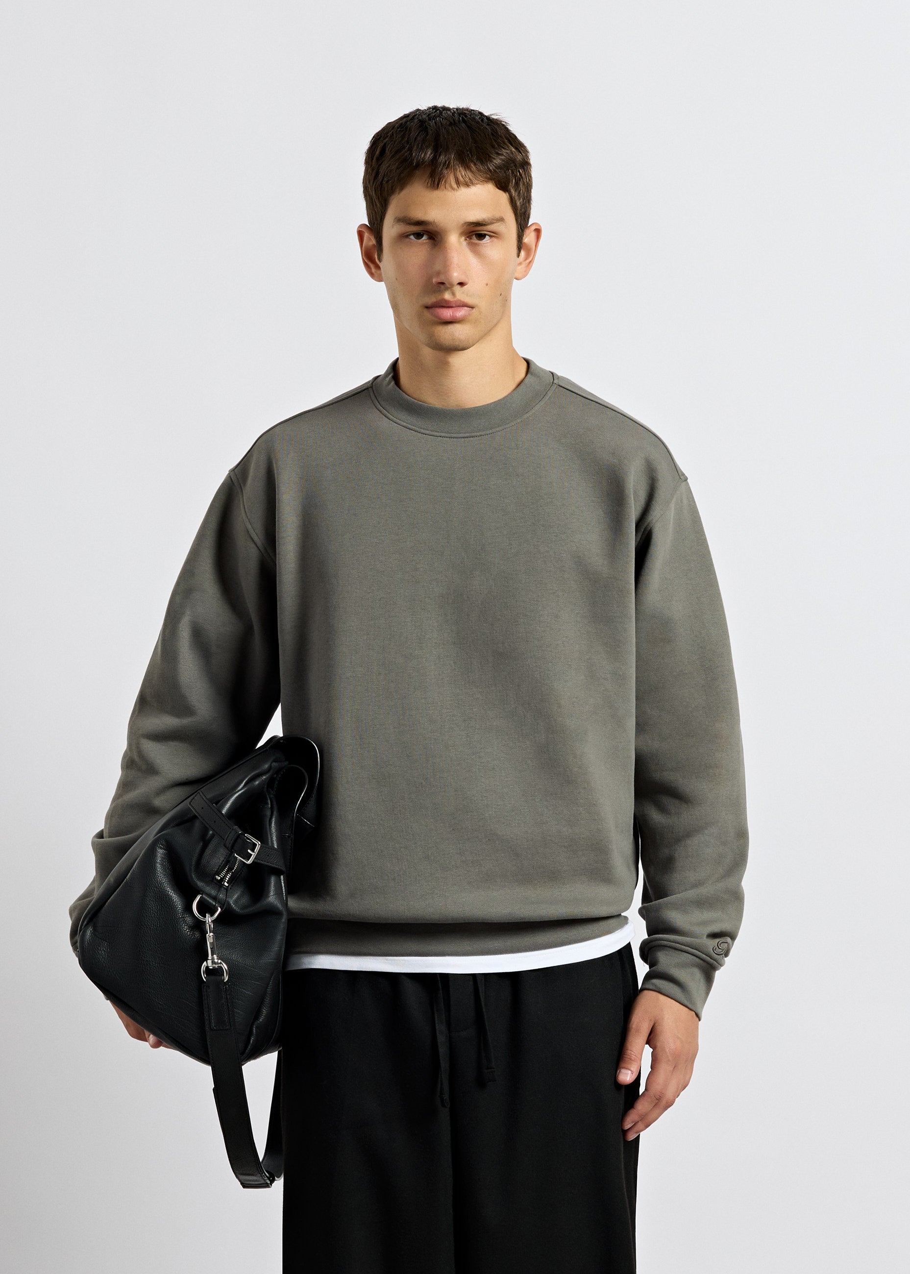 burocs-basic-crewneck-pullover-grau-regular image 6