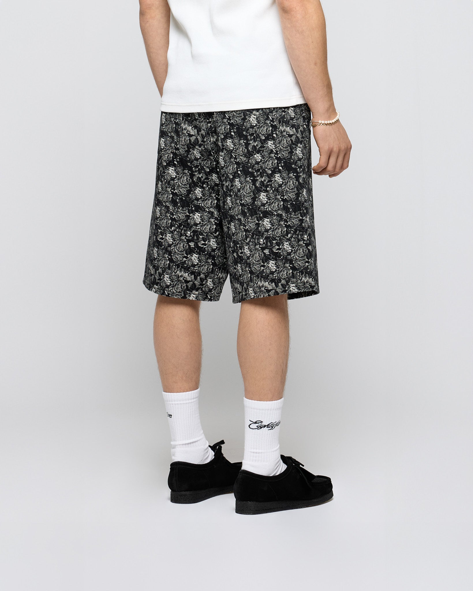 eightyfive-flower-jorts-jeansshorts-schwarz-baggy-fit image 4