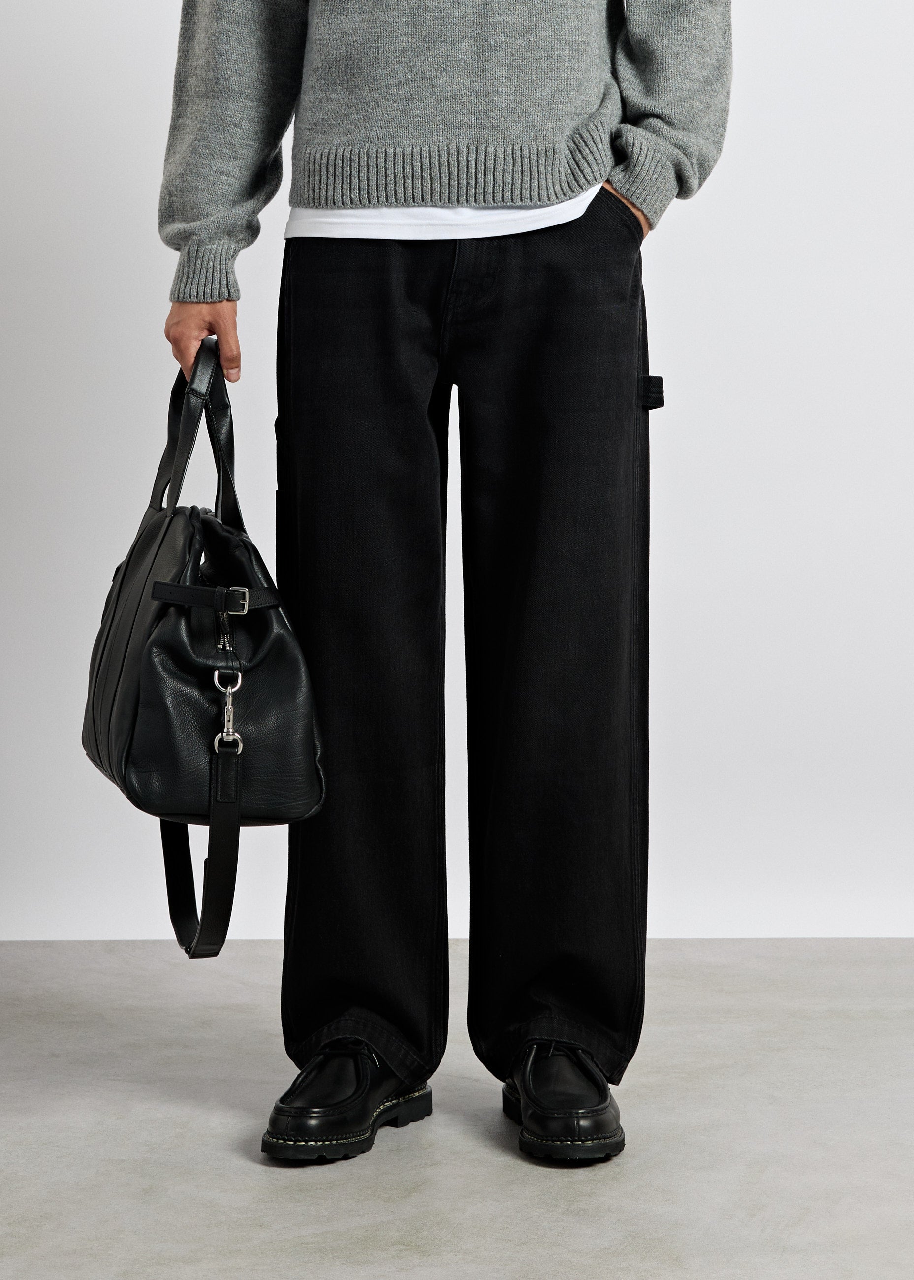 burocs-massimo-carpenter-jeans-herren-black-washed-relaxed image 3