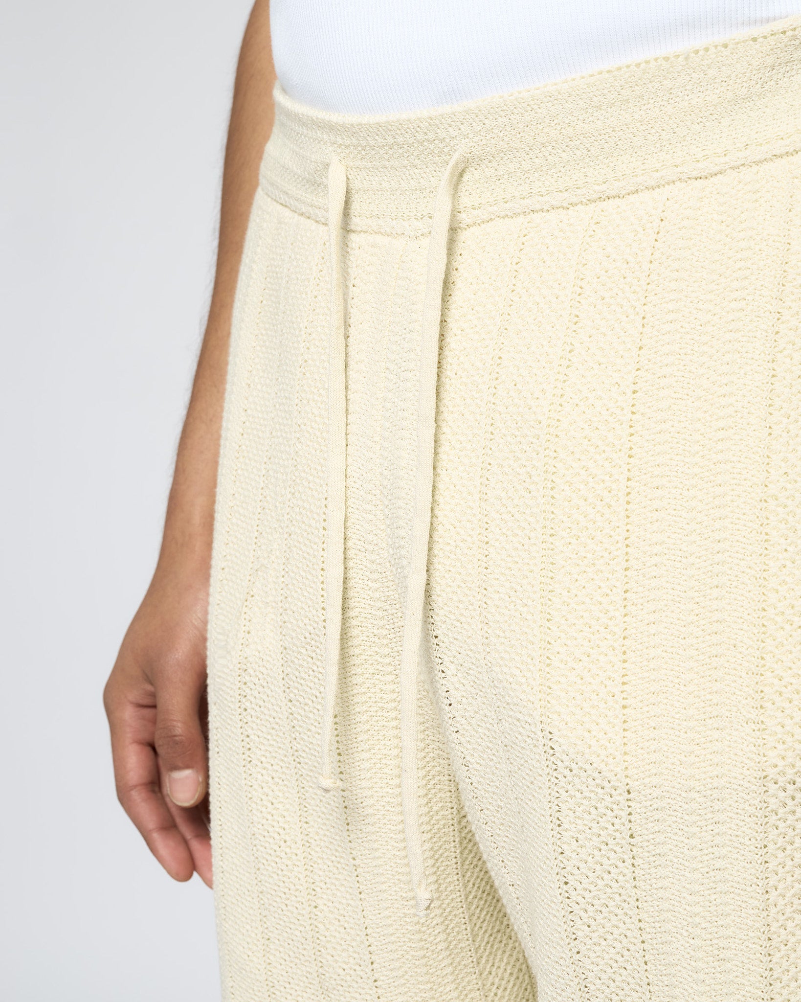 eightyfive-bottoms-embroidered-knit-shorts-off-white image 7