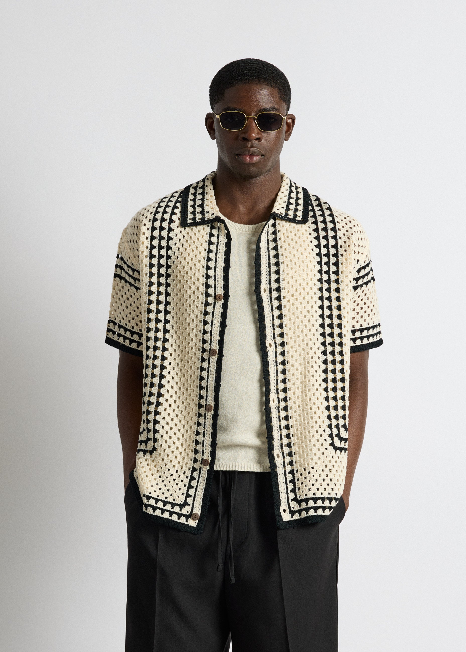 burocs-crochet-bicolor-shirt-hemd-off-white-oversize image 4
