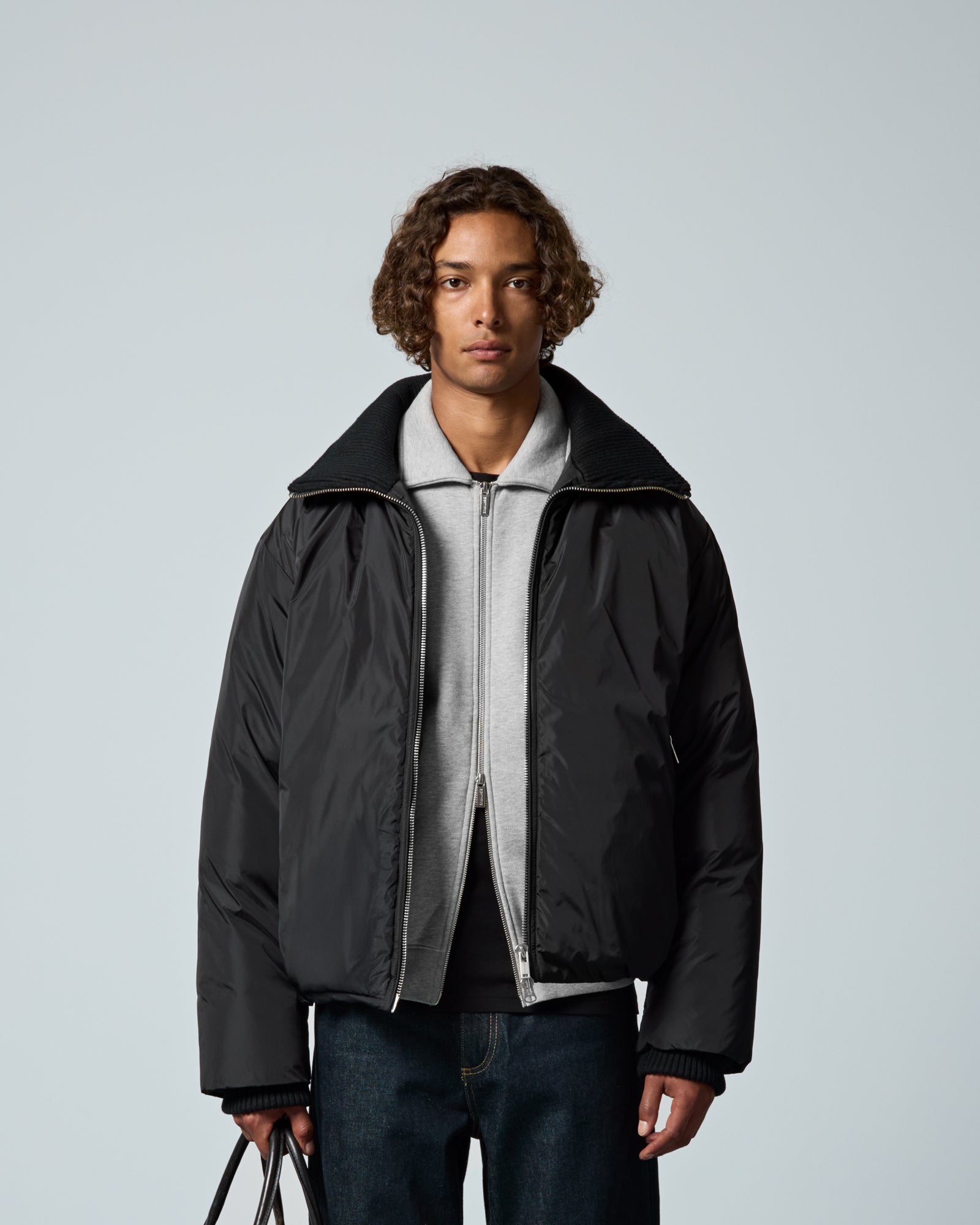 eightyfive-jacke-water-repellent-down-puffer-black-relaxed image 3