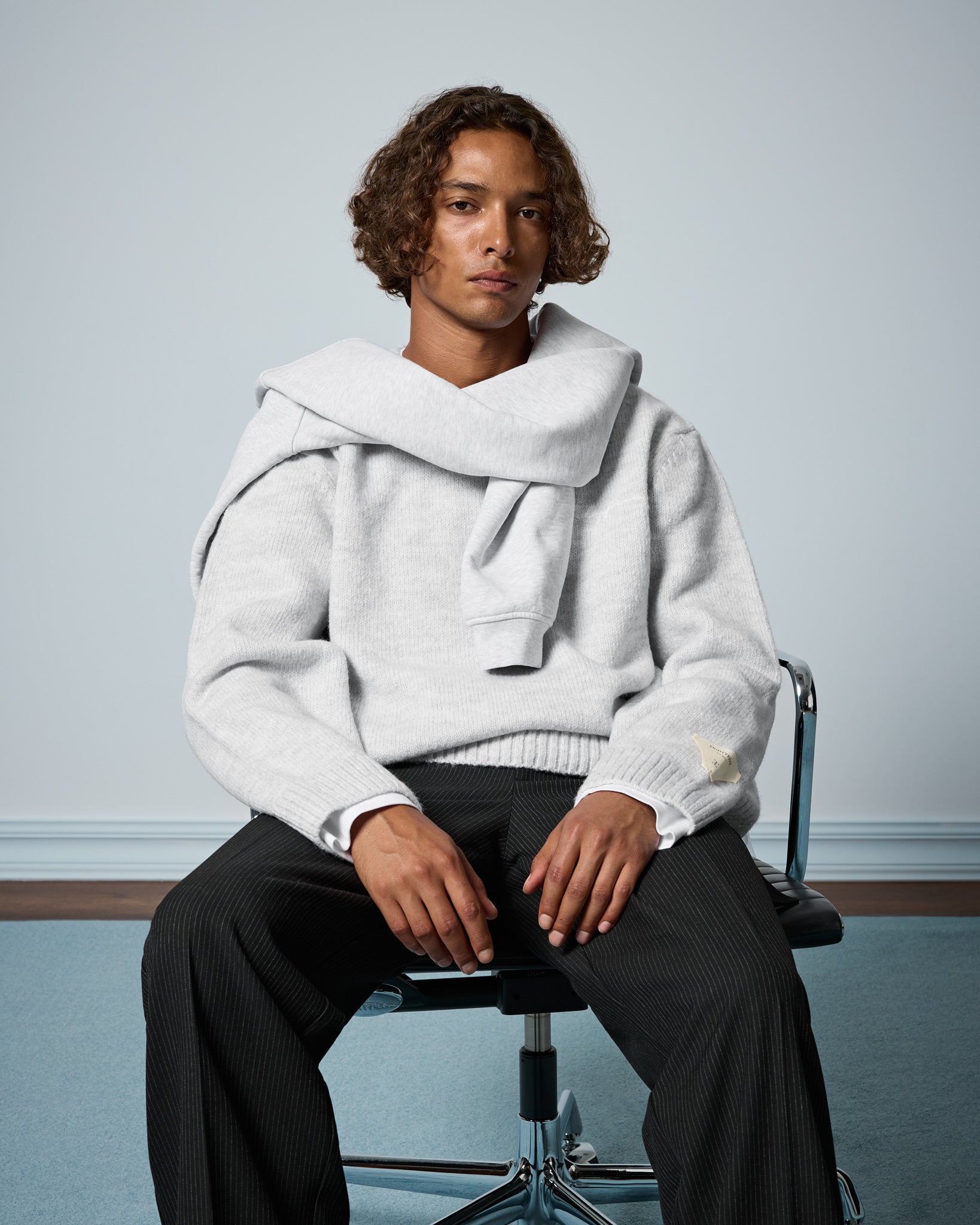 eightyfive-crew-neck-sweater-pullover-light-grey-melange image 7