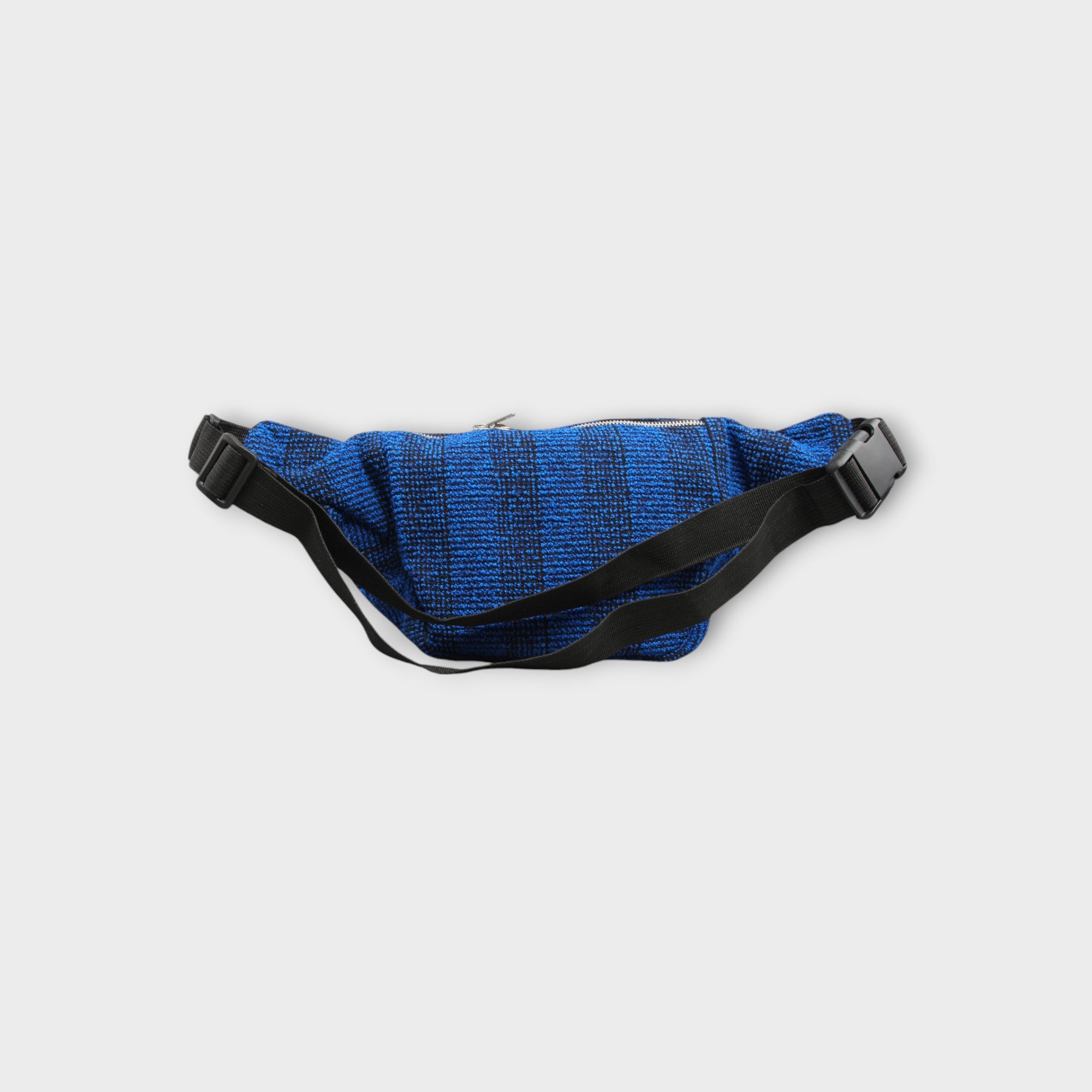 le-fix-pulsar-bauchtasche-blau-schwarz-wolle-kvadrat image 2