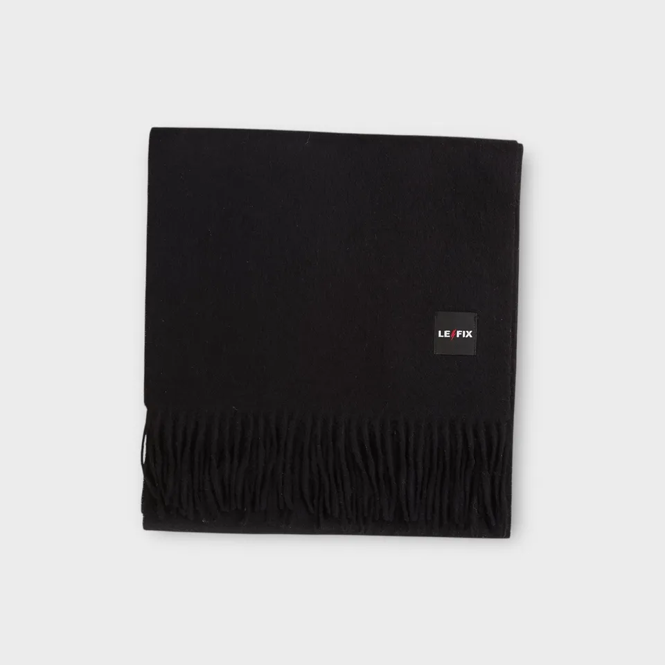 le-fix-wollschal-schwarz-100-wolle-180-cm image 1
