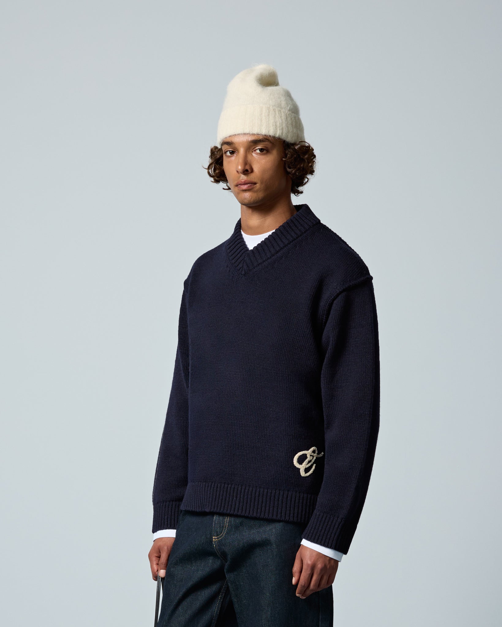 eightyfive-wool-blend-v-neck-pullover-navy-wolle image 3