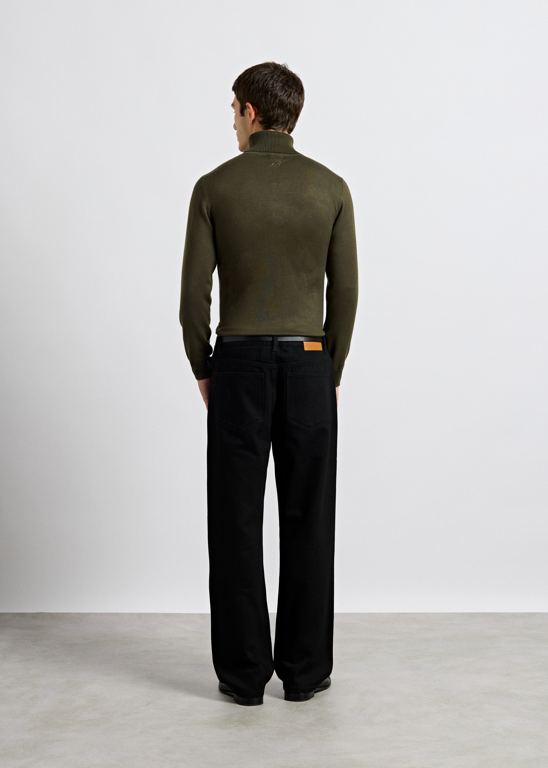 burocs-fine-knit-turtleneck-rollkragen-moss-green image 5