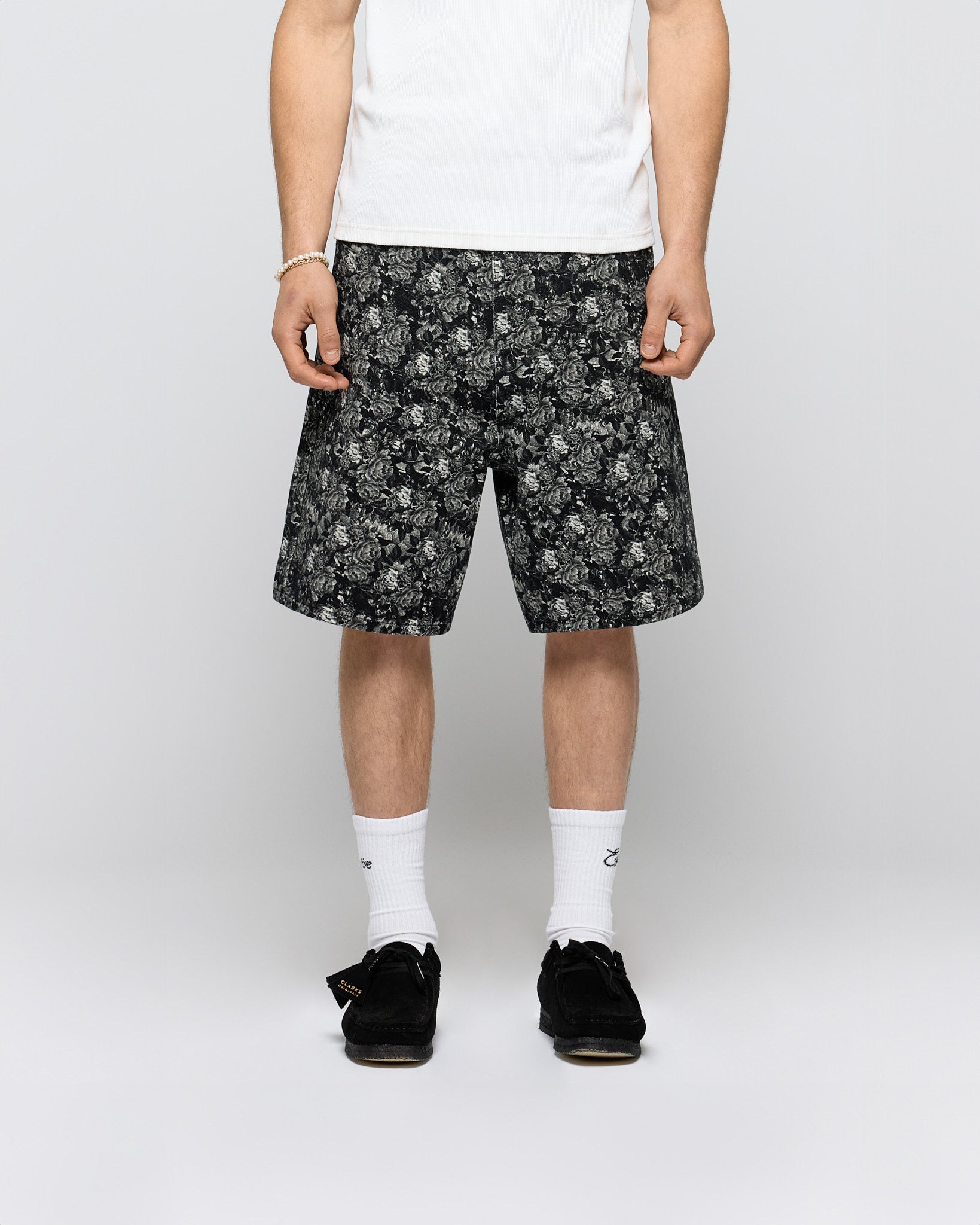 eightyfive-flower-jorts-jeansshorts-schwarz-baggy-fit image 2