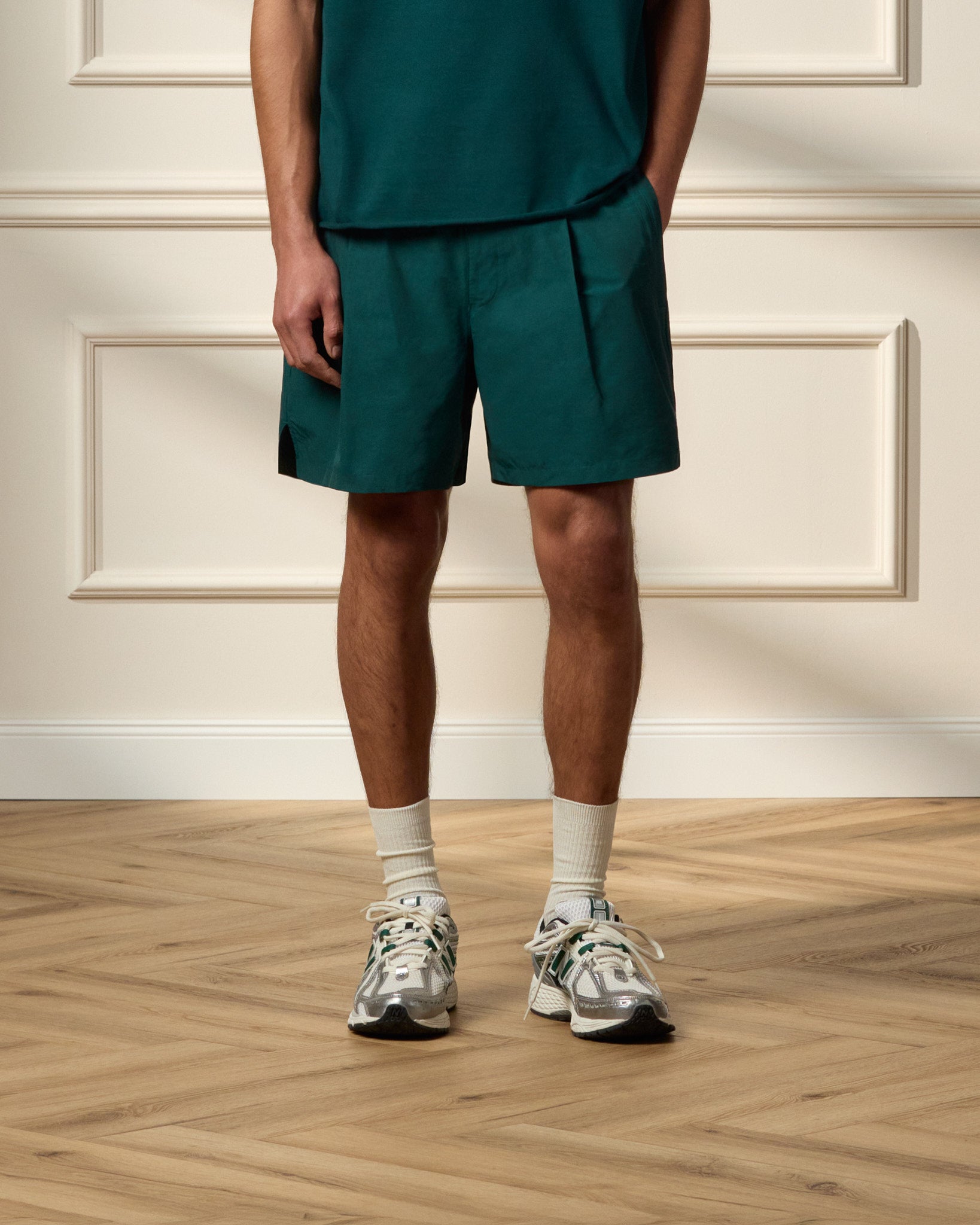 eightyfive-bottoms-nylon-track-shorts-kurze-hose-pine-green image 3