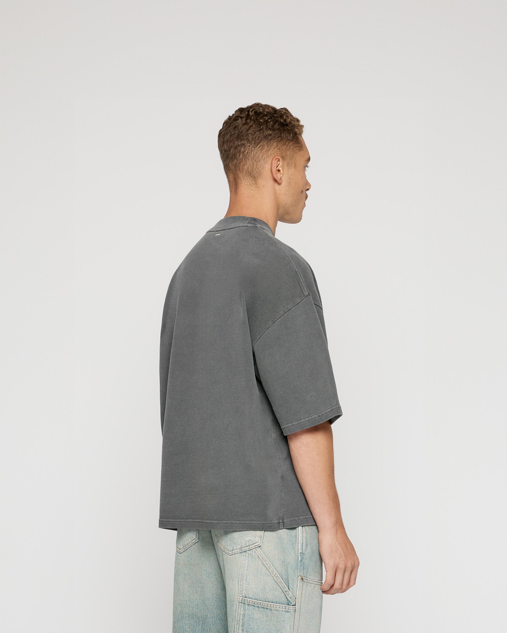 eightyfive-tops-united-cropped-t-shirt-t-shirt-stone-grey image 4