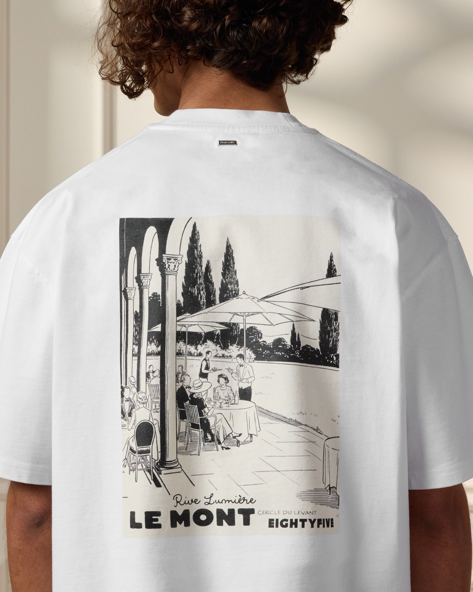eightyfive-printed-oversized-t-shirt-white-stickerei image 6