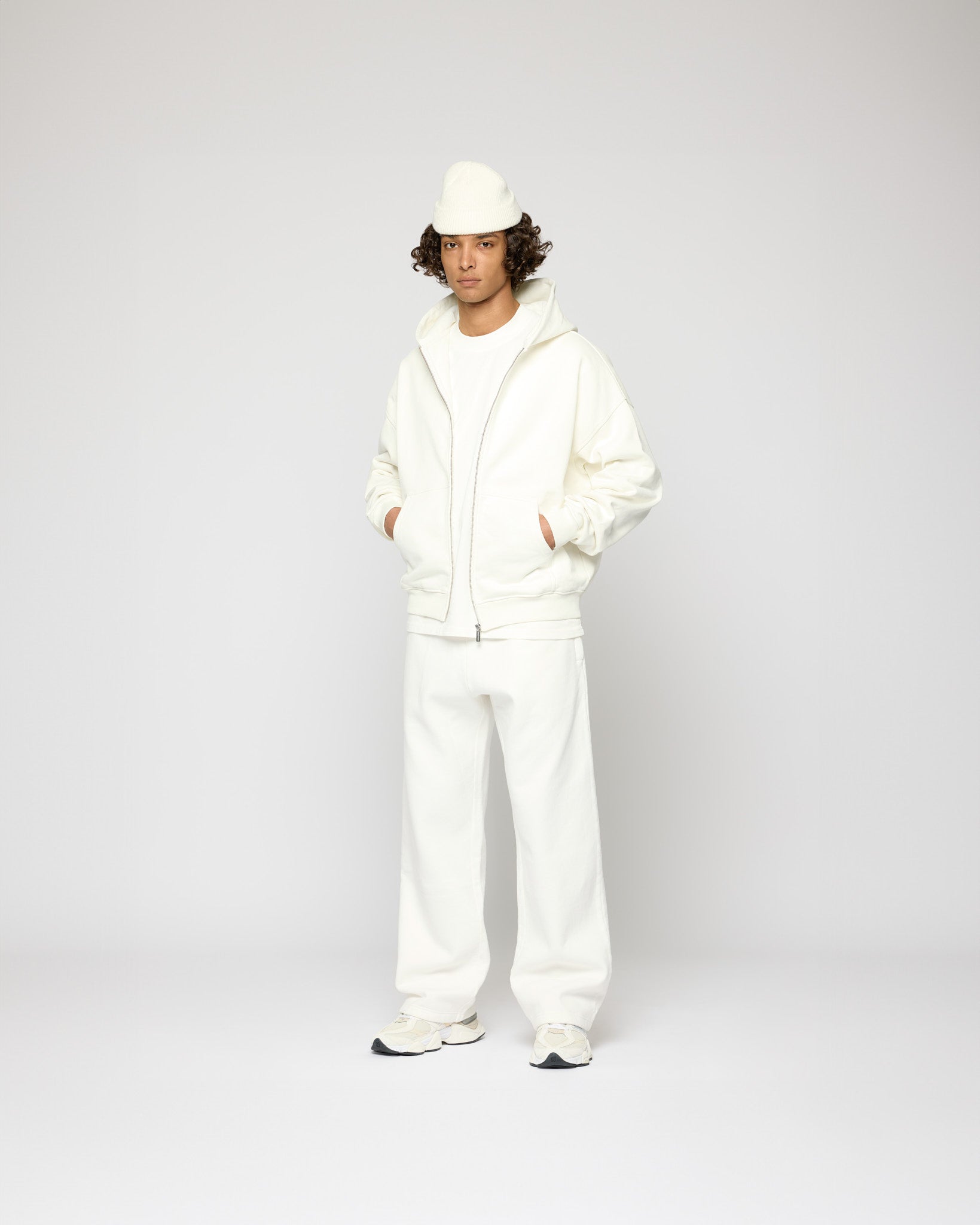 eightyfive-tops-signature-zip-hoodie-herren-off-white image 5