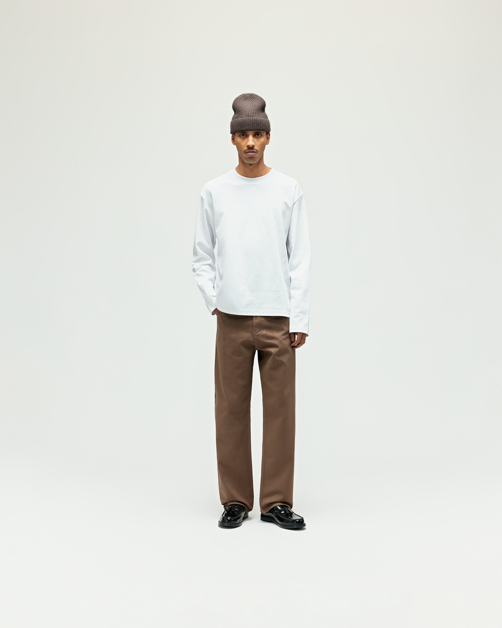 eightyfive-coated-straight-fit-denim-brown-coffee-quartz image 4