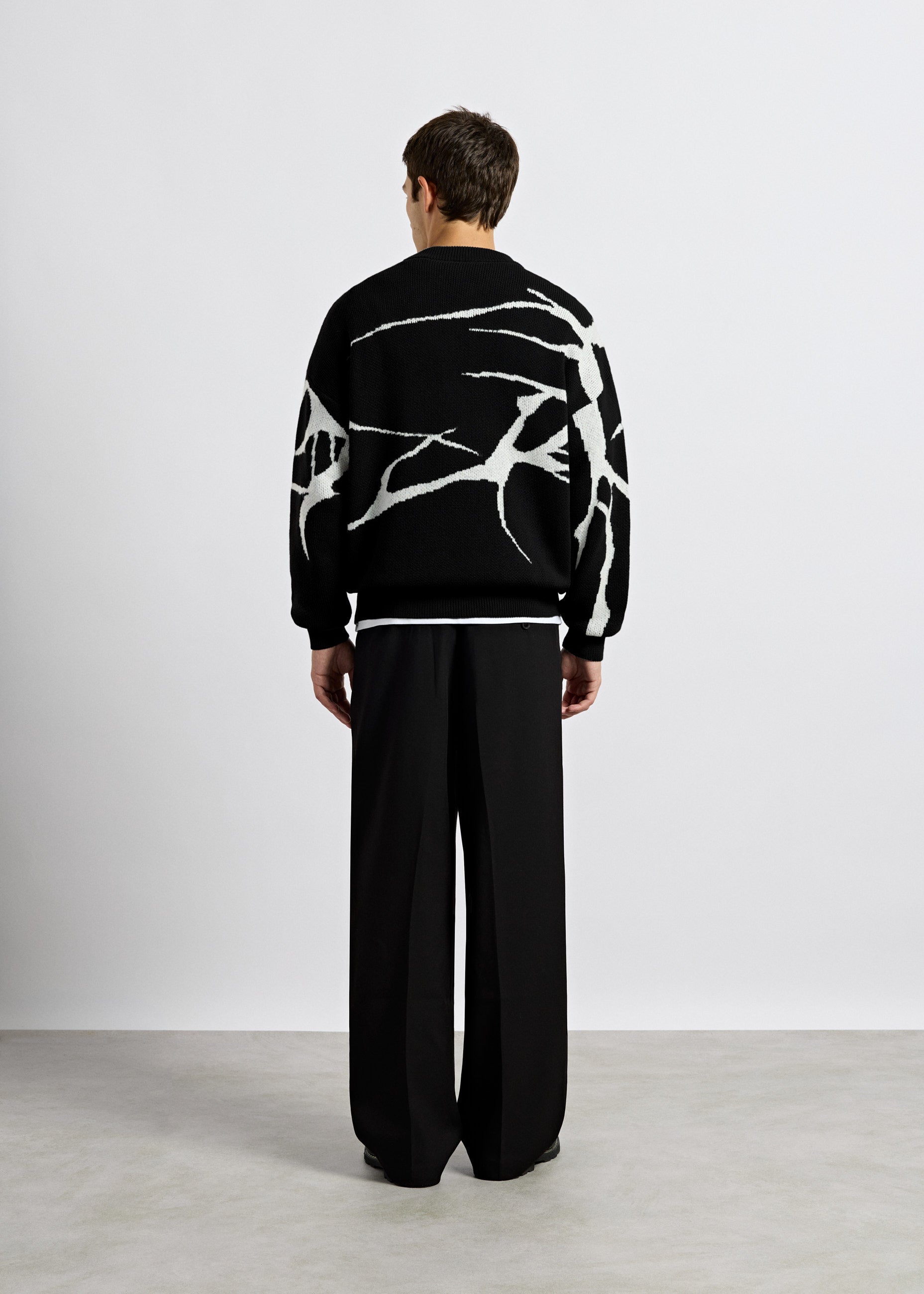 burocs-jacquard-knit-sweater-schwarz-rundhals image 5