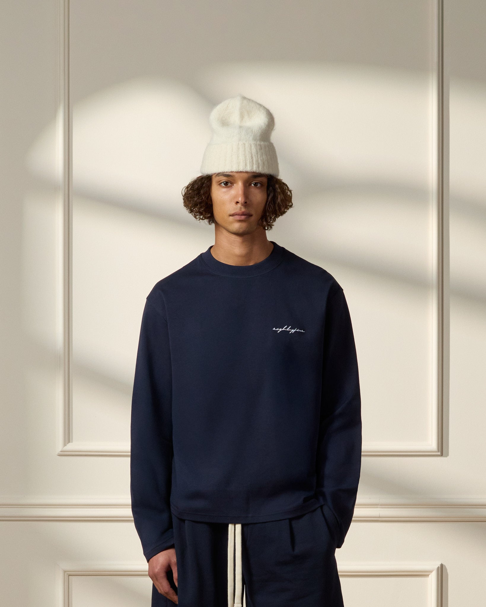 eightyfive-embroidered-longsleeve-navy-100-baumwolle image 3