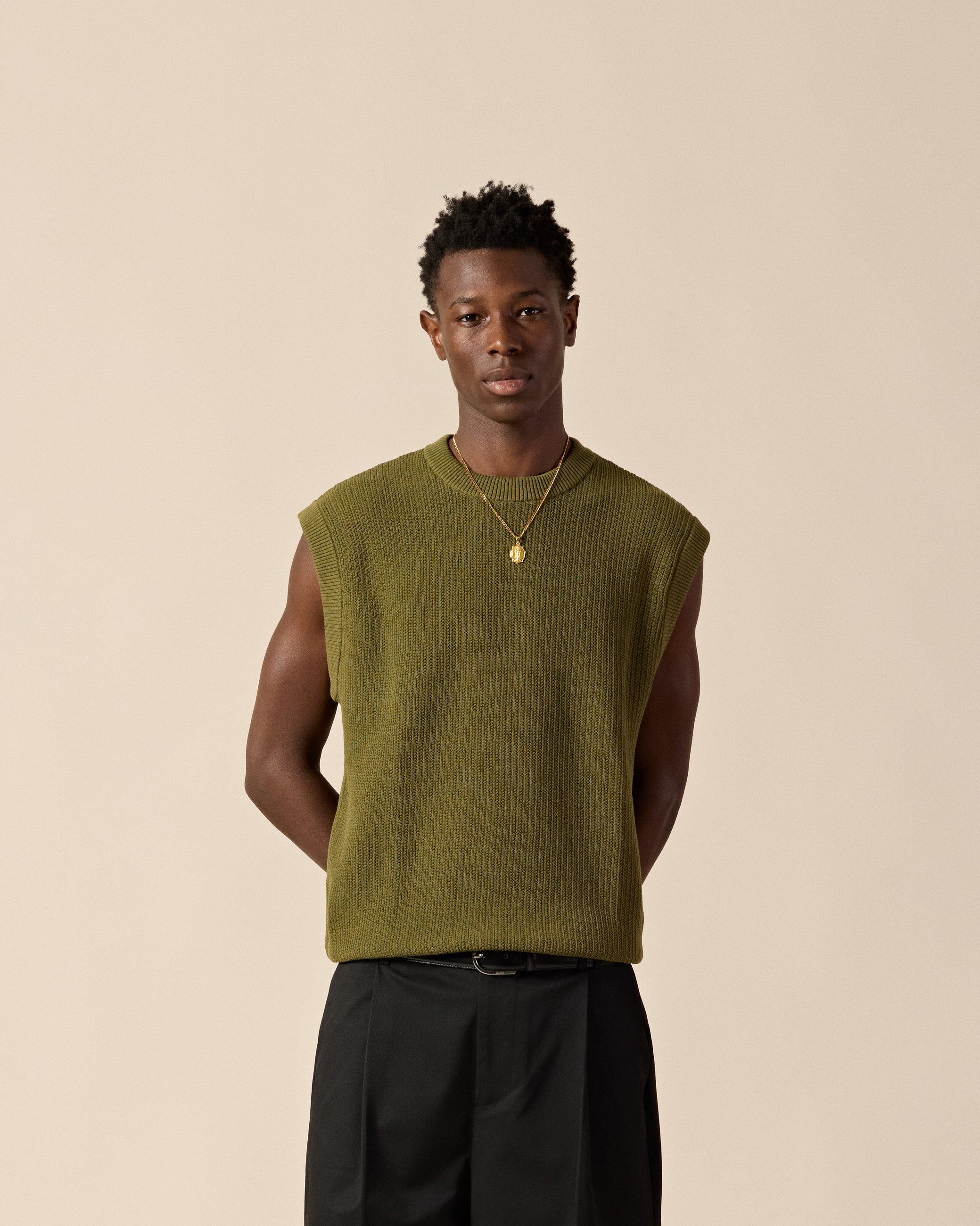 eightyfive-tops-knit-tanktop-top-olive-green image 3