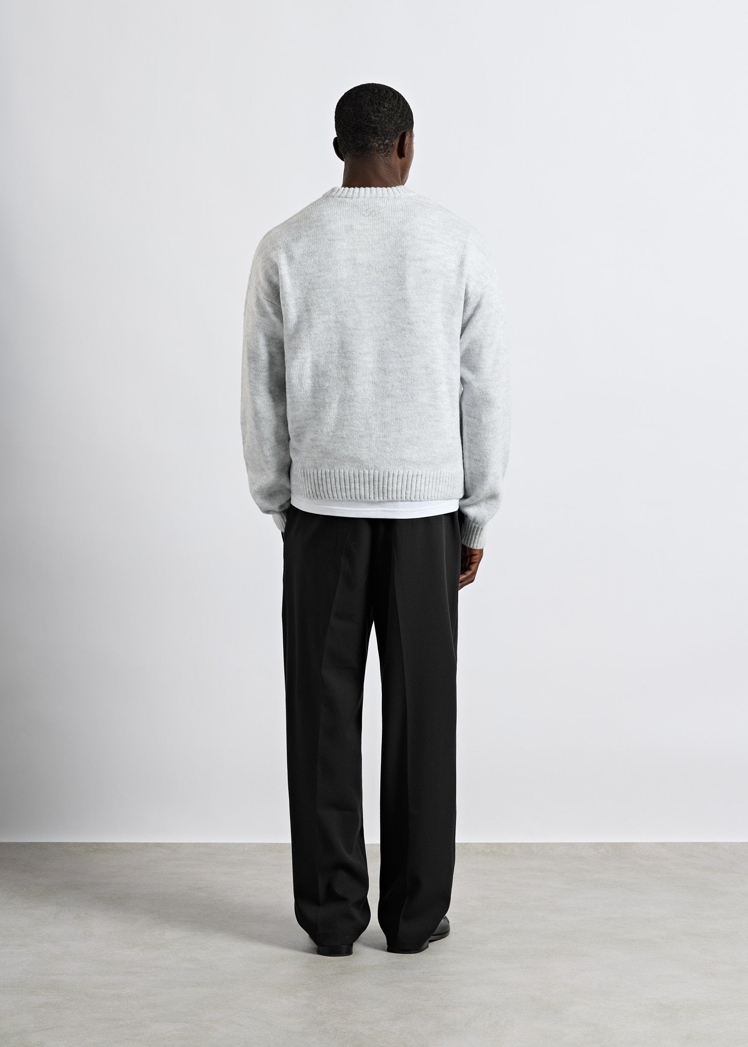 burocs-knit-crewneck-sweater-pullover-hellgrau-oversized image 5